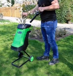 Profeco Stille Hakselaar 2000W - Tuinhakselaar - Versnipperaar Voor 45mm Takdikte - Incl. 50 Liter Opvangzak En Veilige Duwstok -Gardena Winkel 1159x1200
