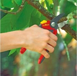 WOLF-Garten Snoeischaar "Premium Plus" RS 4000 - Aambeeld - Max. Knipdiameter 25 Mm - Links- En Rechtshandige - Softinleg Handgreep - Snijhoek 30° - Voor Grote Handen - Vervangbare Messen En Aambeeld 13 WOLF-Garten Snoeischaar "Premium Plus" RS 4000 - Aambeeld - Max. Knipdiameter 25 Mm - Links- En Rechtshandige - Softinleg Handgreep - Snijhoek 30° - Voor Grote Handen - Vervangbare Messen En Aambeeld -Gardena Winkel 1200x1195 7