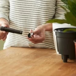 Elho Self-watering Insert 17 - Accessoires Voor Binnenaccessoires - Ø 17.0 X H 15.8 Cm - Zwart/Living Black -Gardena Winkel 1200x1200 1764