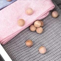 AWEMOZ Mottenballen 40 Stuks + 10 Stuks Schuurpapier - Cederhout Tegen Motten - Motten Bestrijden - Mottenval -Gardena Winkel 1200x1200 2177