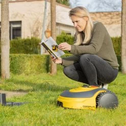 Powerplus POWXG6305 Robotmaaier - 18V - Voor Gazons Tot Ca. 500m² - Maaibreedte 180mm - Incl. Laadstation En Accessoires -Gardena Winkel 1200x1200 529