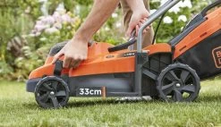 Black & Decker BLACK+DECKER BCMW3318N-XJ Grasmaaier - 18V - 33cm - Excl. Accu & Lader -Gardena Winkel 1200x689 1
