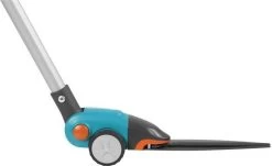 GARDENA Comfort Grasschaar - Op Steel -Gardena Winkel 1200x735 2