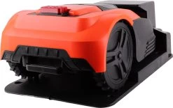 Zoef Robot Robotmaaier Dirk Met APP <600 M2 -Gardena Winkel 1200x754