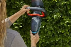 GARDENA - ComfortCut 50/18V-P4A Ready-To-Use Set - Heggenschaar -Gardena Winkel 1200x799 125