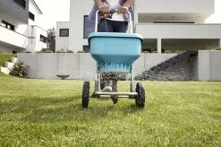 GARDENA Strooiwagen XL Strooikar - 800m2 - 18 Liter 11 GARDENA Strooiwagen XL Strooikar - 800m2 - 18 Liter -Gardena Winkel 1200x799 152