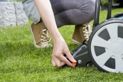 GARDENA Kooimesmaaier 330 Grasmaaier - Maaibreedte 33 Cm - Gazons Tot Ca. 150 M² -Gardena Winkel 1200x799 171