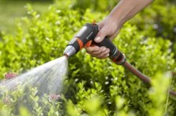 GARDENA - Comfort Reinigingsbroes - Spuitpistool - Traploos Instelbaar -Gardena Winkel 1200x799 238