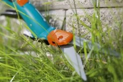 GARDENA Comfort Grasschaar - 360° Draaibaar - Antikleef Coating - Golfsnede -Gardena Winkel 1200x799 24