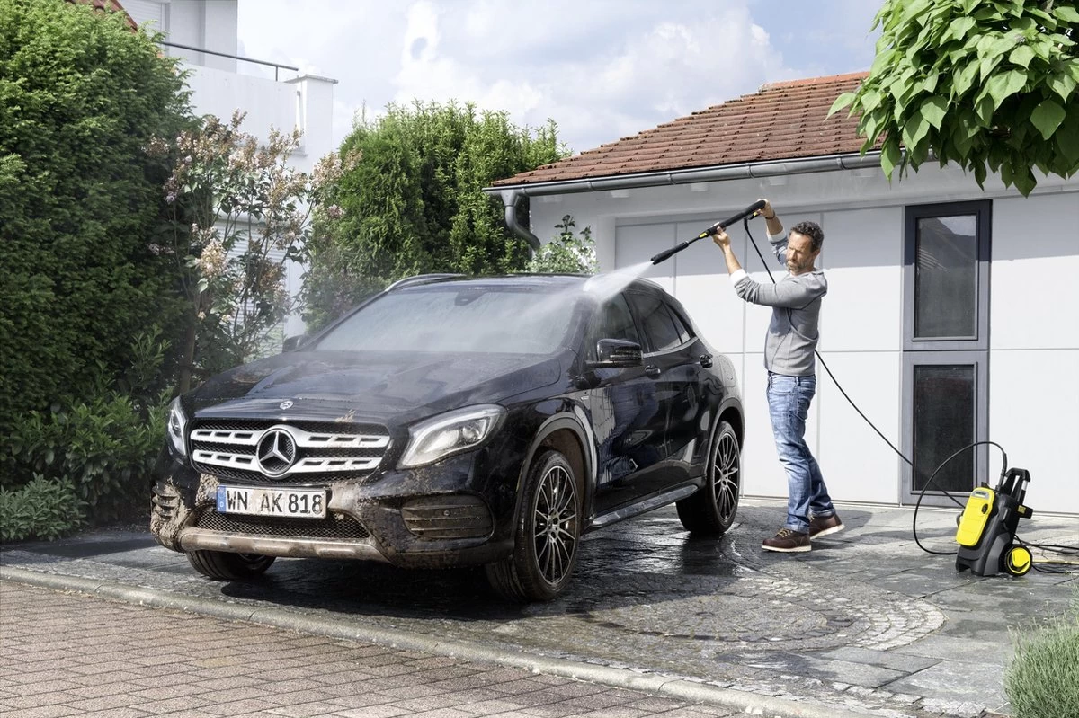 Kärcher K5 Compact Home Hogedrukreiniger - 2100W - 145 Bar - 40 M²/h - Met Home Kit 2 Kärcher K5 Compact Home Hogedrukreiniger - 2100W - 145 Bar - 40 M²/h - Met Home Kit - Afbeelding 2