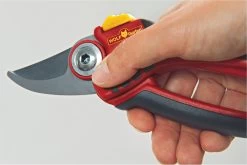 WOLF-Garten Snoeischaar "Premium Plus" RR 4000 - Max. Knipdiameter 22 Mm - Links- En Rechtshandige - Softinleg Handgreep - Snijhoek 30° - Voor Grote Handen - Vervangbare Messen -Gardena Winkel 1200x800 138