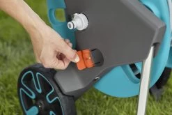 GARDENA - AquaRoll M CleverRoll Easy Slangenwagen - Maximaal 60 Meter - Inklapbare Zwengel -Gardena Winkel 1200x800 398