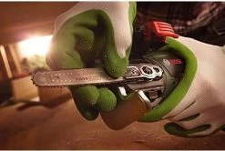 Bosch EasyCut 12 Accu Microkettingzaag - Met 1 X 12 V Accu En Lader 20 Bosch EasyCut 12 Accu Microkettingzaag - Met 1 X 12 V Accu En Lader -Gardena Winkel 1200x808 5