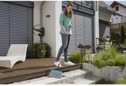 GARDENA Combisystem Terrasbezem - Breedte 32cm - Geadviseerde Steellengte 130cm 15 GARDENA Combisystem Terrasbezem - Breedte 32cm - Geadviseerde Steellengte 130cm -Gardena Winkel 1200x822 2