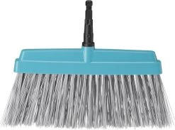 GARDENA Combisystem Terrasbezem - Breedte 32cm - Geadviseerde Steellengte 130cm 19 GARDENA Combisystem Terrasbezem - Breedte 32cm - Geadviseerde Steellengte 130cm -Gardena Winkel 1200x890