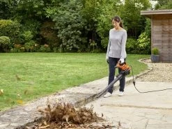 Black & Decker BLACK+DECKER BEBLV301 Bladblazer - Blaas En Zuigfunctie - Rugzak Als Opvangzak -Gardena Winkel 1200x900 5