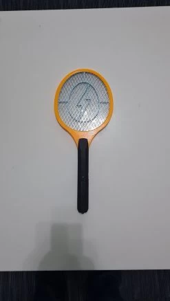 GECKO - Oplaadbare Elektrische Vliegenmepper Stopcontact - Jumbo Elektronische Hand Vliegenvanger - Anti Vliegen Doder Wespenvanger - Muggenvanger -Gardena Winkel 676x1200 3