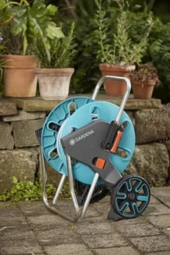 GARDENA - AquaRoll CleverRoll S Set Slangenwagen - Incl. 20 M Slang - Maximaal 40 M Opbergcapaciteit -Gardena Winkel 798x1200 9