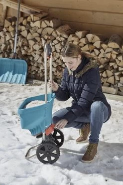 GARDENA Strooiwagen XL Strooikar - 800m2 - 18 Liter 14 GARDENA Strooiwagen XL Strooikar - 800m2 - 18 Liter -Gardena Winkel 799x1200 59