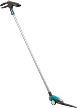 GARDENA Comfort Grasschaar - Op Steel -Gardena Winkel 851x1200 1